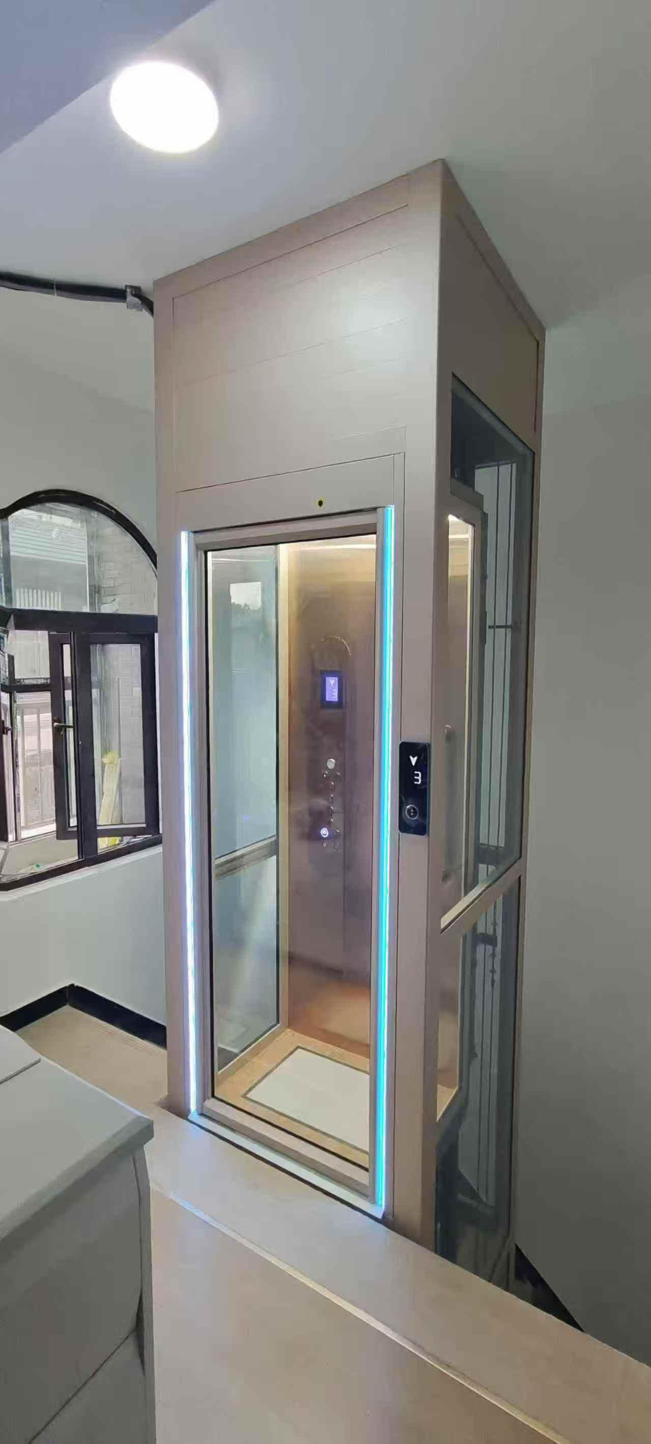 6a03d68181eae.jpg